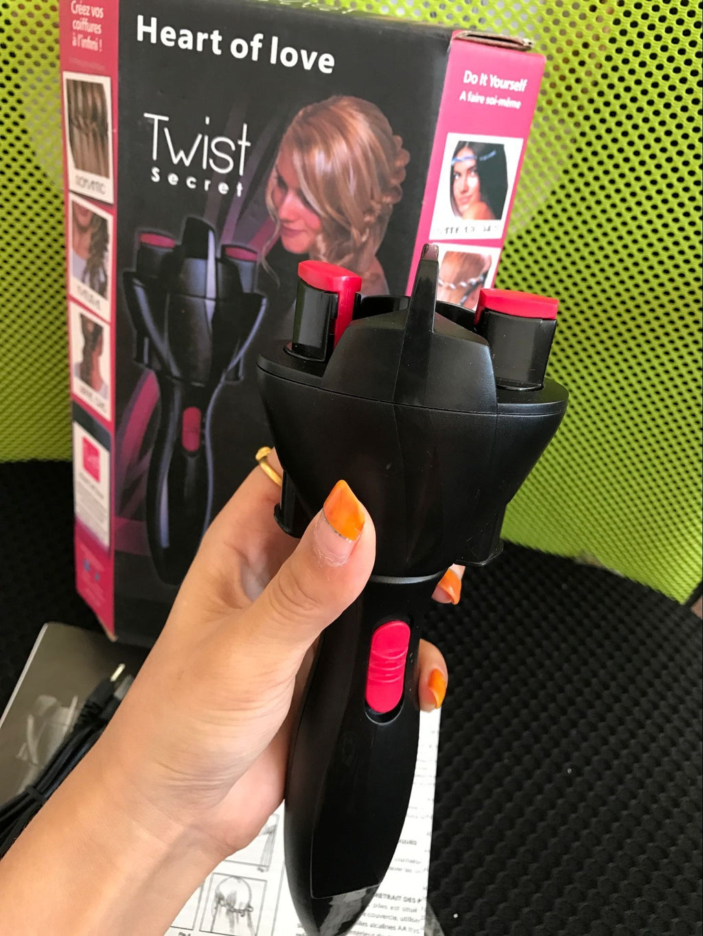 USB Electric Automatic Hair Braider & Twister Tool – Easy DIY Hairstyling Device